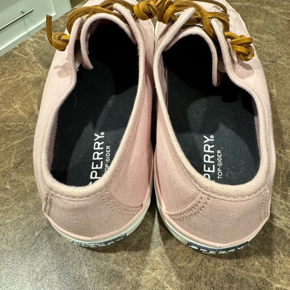 New -  light pink Sperry Shoes. - Picture 3 of 4